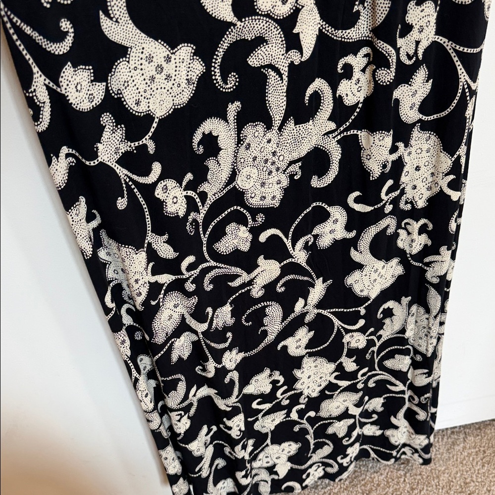 Moulinette Soeurs buy anthropology Black Maxi Dress with Cream Floral Print - Picture 4 of 10